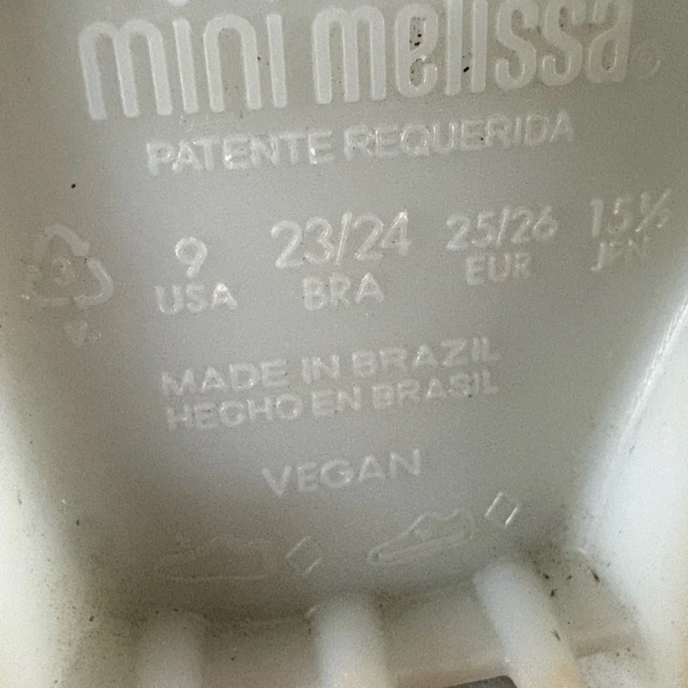 Mini Melissa super cute